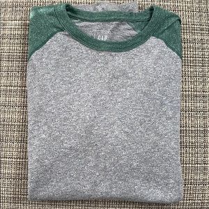 Gap Tee shirt
